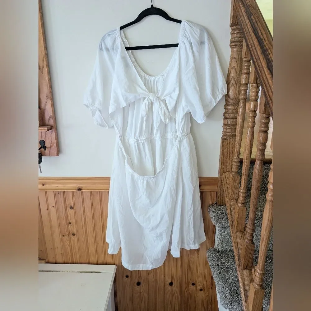 Old Navy White Puff‎ Sleeve Tie Back Cut Out Dress Size XXL